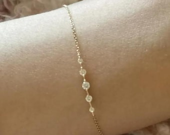 Delikatna bransoletka z litego złota 14K z diamentami hodowanymi laboratoryjnie – minimalistyczna biżuteria