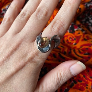 Handmade Sterling Silver Zultanit Ring, Adjustable Swirl Statement Ring, Unique Artisan Jewelry, Bold Modern Design, Gift for Women