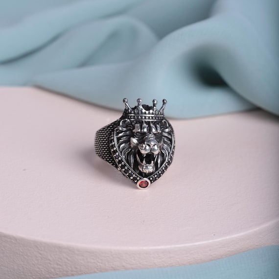 King Crown Lion Head Ring – 925 Sterling Silver with Black Zircon – Handcrafted Animal Ring for Men – Bold Jewelry Gift for Him, Lion Head