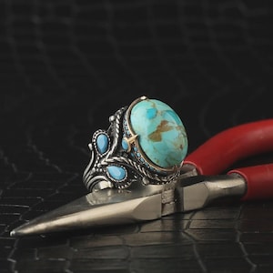 Anillo turquesa de plata de ley 925 para hombre – Anillo llamativo hecho a mano de estilo otomano – Anillo de piedra azul – Regalo para él