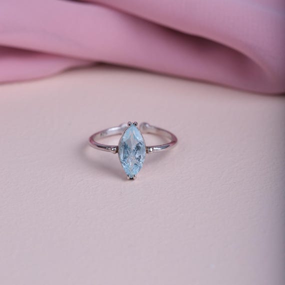 Minimalist Adjustable Light Blue Zircon Ring – Barley Cut Solitaire – Elegant & Versatile Jewelry,Solitaire Ring,Mothers Day,Gift Mom