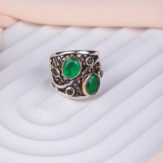 Emerald Women’s Ring – Gold & Silver Harmony with Ottoman Elegance – Hürrem Sultan Inspired Jewelry – Perfect Valentine’s Day Gift, Sultan