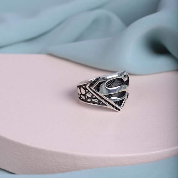 925 Sterling Silver Super Hero Shield Ring for Men - Oxidized Heroic Symbol Jewelry - Letter S triangle Model Ring, Superman Ring