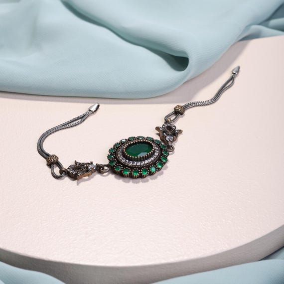 Handcrafted Ottoman Style Emerald Green Gemstone Silver Bracelet – One of a Kind Vintage-Inspired Gift, Custom made Ottoman Women bracelet,