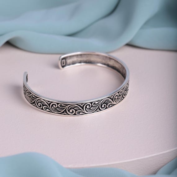 Men’s Silver Cuff Bracelet - Handmade Floral Motif Bracelet - Embroidered Adjustable Bangle - 925k Sterling Silver Jewelry - Gift for Him
