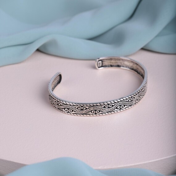 Men’s Silver Cuff Bracelet - Handmade 925k Sterling Silver Bangle - Embroidered Adjustable Bracelet - Gift for Dad - Elegant Men’s Jewelry