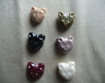 Beads, pressed glass, multicolored luster, 13.5mm double-sided cat face. Pack of 10 beads.