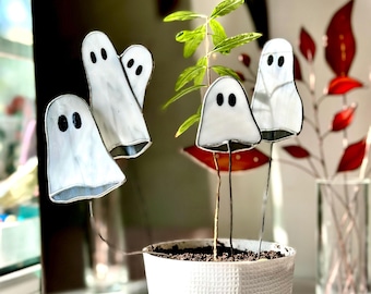 Stained Glass Ghost Plant Stakes: Halloween Garden Decor