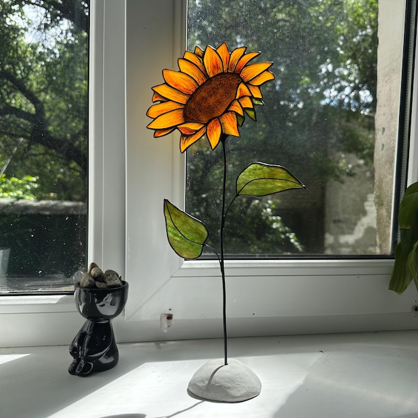 Stained Glass Sunflower Decor: Handmade Floral Remembrance Gift