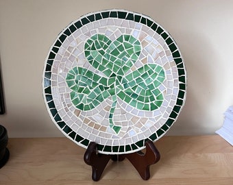 Dessous de plat en mosaïque de vitrail trèfle, cadeau ou décoration pour la Saint-Patrick