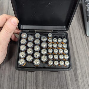3D printed Heavy-Duty Portable Battery Box | Battery Organizer | Battery Storage | Battery Case | 3D Printed | 3D Printing | AA/AAA holder