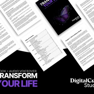 Könnte beinhalten: Eine lilafarbene Schmetterlingsgrafik auf schwarzem Hintergrund mit dem Text "Transform Your Life" in Weiß. Der Text "EBOOK + AUDIO VOICEOVER" ist in Weiß über der Schmetterlingsgrafik. Der Text "DigitalCraft Studio" ist in Weiß unter der Schmetterlingsgrafik.