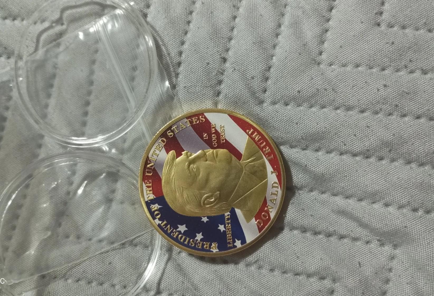 Donald Trump 2025 Gold Commemorative Coin: 40mm MAGA Collectible - Etsy