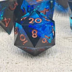 Handmade D20 DND Dice Resin Sharp Edge Dice, Blue Lightning D&D Dice Set for Dungeons and Dragons, Blue Polyhedral Dice Set, DND Gift