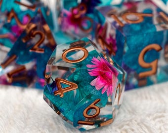 Enchanted Bloom Dice Set | Botanical Sharp Edge DnD Dice | Handcrafted Resin Dice with Flowers Gold Numbers for Dungeons & Dragons RPG
