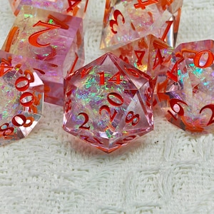 Light Pink DND Dice Set, light Pink Resin Sharp Edge D&D Dice Set, Dungeons and Dragons Polyhedral RPG Dice Set DND D20, D6 Gift