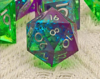 Purple Green Holographic Foil Dice Set, Sharp Edge Resin Polyhedral DND Dice Full Set, Dungeons and Dragons RPG Dice