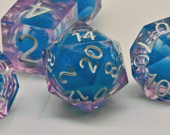 Twilight Prism Liquid Core DnD Dice Set – Purple & Blue Gradient Resin Dice with Shimmer Core, Polyhedral RPG Dice Set for Dungeons Dragons