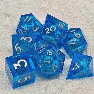 DND Dice set, Liquid Core Handmade Resin Dice, Sharp Edge Polyhedral Dice, Liquid Core Resin DND Dice, Rpg MTG Table Games