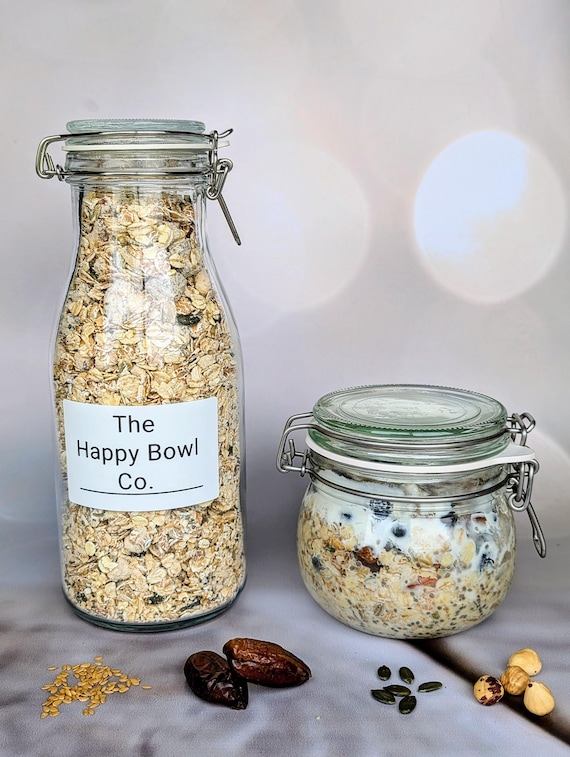 Morning Glow Muesli with apricot, almond, chia and pea protein.