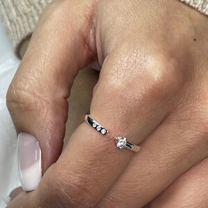 Minimalist Open CZ Ring, Sterling Silver Ring, Dainty Ring, Women&#39;s Trendy Ring, Stackable Ring, Adjustable, Girlfriend Gift, Stacking Ring