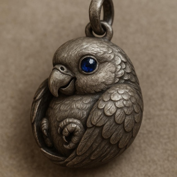 Handmade Antique-Finish Parrot Pendant – Silver Bird Necklace with Blue Crystal Eye