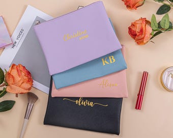 Pochette en cuir personnalisée : cadeau de mariage personnalisé