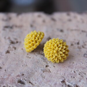 B3G1 free CUTE SERIES Small Dahlia 14mm Earrings . . . Buy 3 Get 1 FREE . . . Small Earrings, Cabochon Earrings, Surgical Steel Muted Mustard