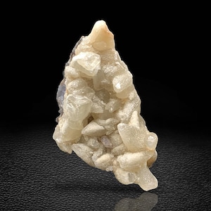69 Grams Dog Teeth Calcite Specimen From Balochistan, Pakistan, Calcite, Natural Calcite Specimen, Stellar Beam Calcite, Balochistan Calcite