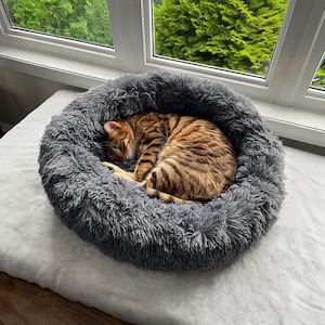 Fluffy Cat Bed, Calming Cat Cave, Pet Furniture, Cat Cushion, Warm Cat Blanket, Pet Gifts, Puppy Bed, Kitten Sleep Cave, Cat Lover