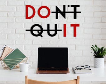 Motivational Wooden Wall Art 3D Inspirational Wood Sign for Home Office Gym and Workspace Decor DON’T QUIT Quote Wall Decor