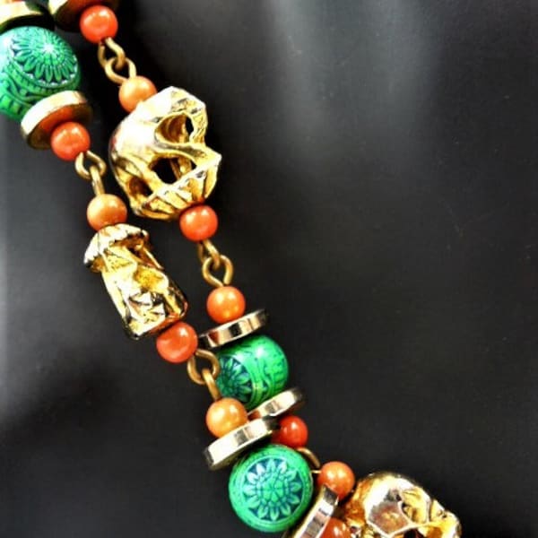 marching cast metal Indian elephants vintage necklace, faux coral beads, molded glass faux jade beads, unsigned beauty