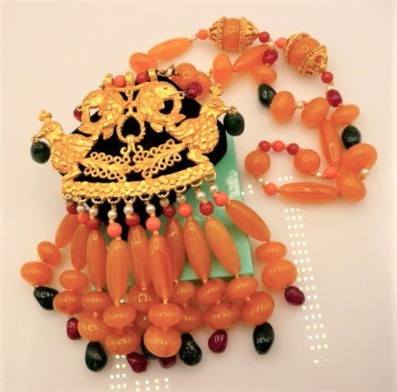 Kenneth Jay Lane hand knotted resin gold tone tri… - image 3