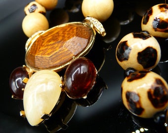 CINER wild animal print necklace, hand painted wood beads, vintage 1980s 1990s, NOS, never worn, 17 1/2"