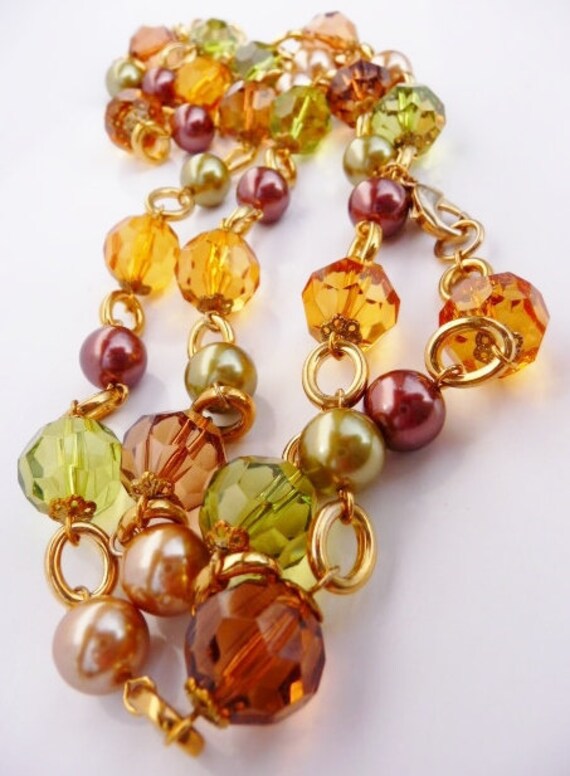 Kenneth Jay Lane faceted lucite bead necklace, amb