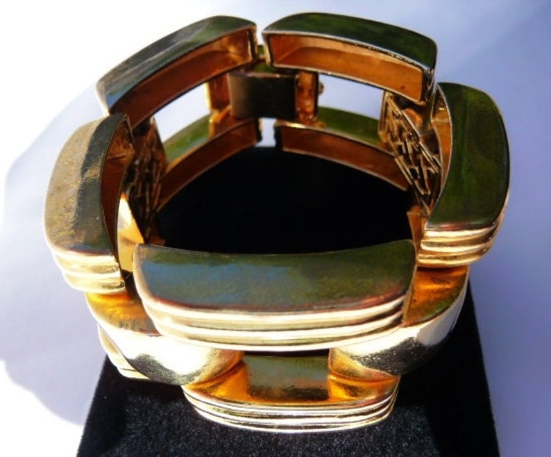 7 14 inches small to medium Ben Amun vintage tank track bracelet shiny gold tone heavy weighty industrial art bracelet