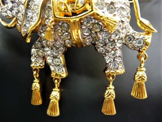 Elizabeth Taylor for Avon elephant brooch pin, El… - image 4
