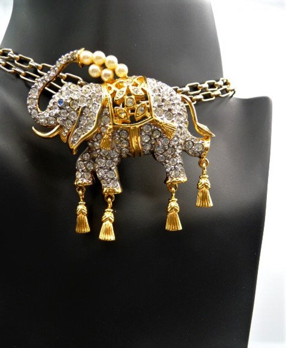 Elizabeth Taylor for Avon elephant brooch pin, El… - image 6