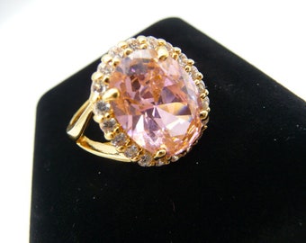 JBK sterling pink glass cocktail ring, gold vermeil faux pink sapphire oval, Jacqueline Bouvier Kennedy vintage, US size 12