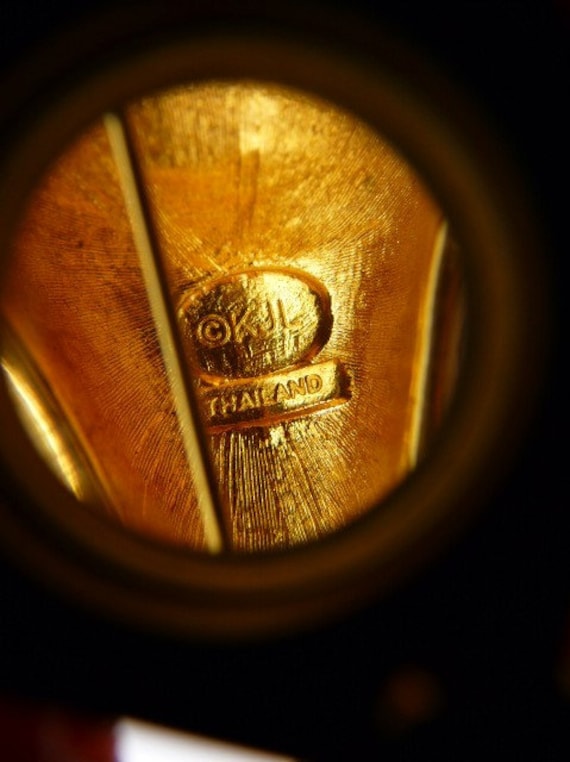 Kenneth Jay Lane spotted sea shell brooch pin, co… - image 9