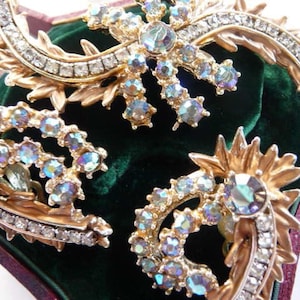 HAR comet design brooch pin clip earrings set, rare vintage collectible set, designer signed, 1950s 1960s