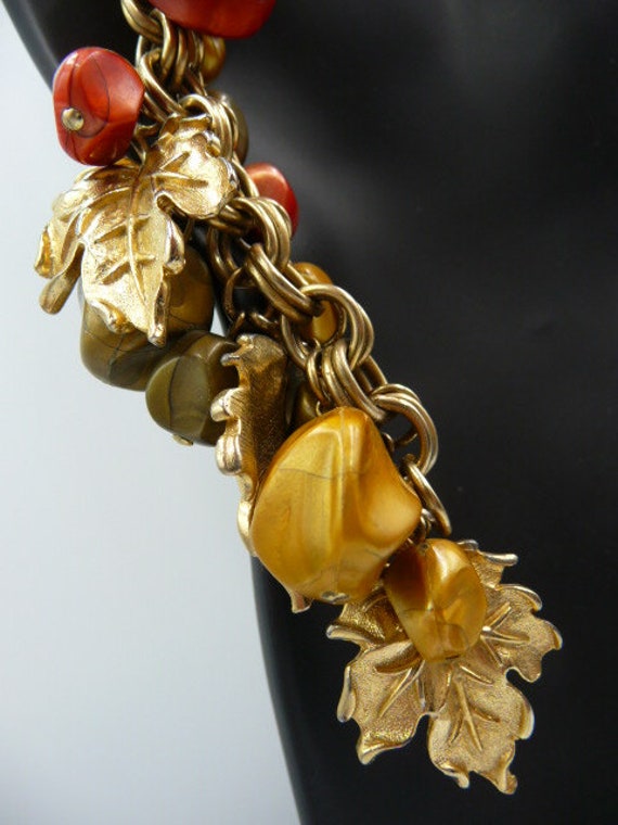 Autumn leaves gold tone charms bracelet, plastic … - image 7