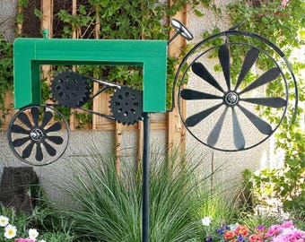 Tractor Wind Spinner: Kinetic Garden Art, Lawn Decoration