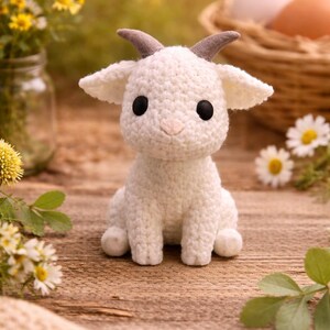 Knitted-Style Goat Figurine, 3D Printed Farm Animal Decor, Cute Gift for Goat Lovers