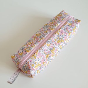 Trousse en liberty, trousse à crayons liberty, liberty wiltshire image 1