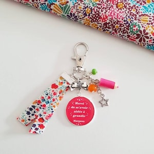 Nanny gift - nursery gift - Mini customizable key ring "Thank you for helping me grow up" child's first name - customizable