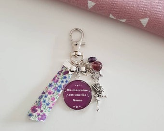 Cadeau marraine - Mini porte-clés "Marraine est une fée" texte et colori personnalisable