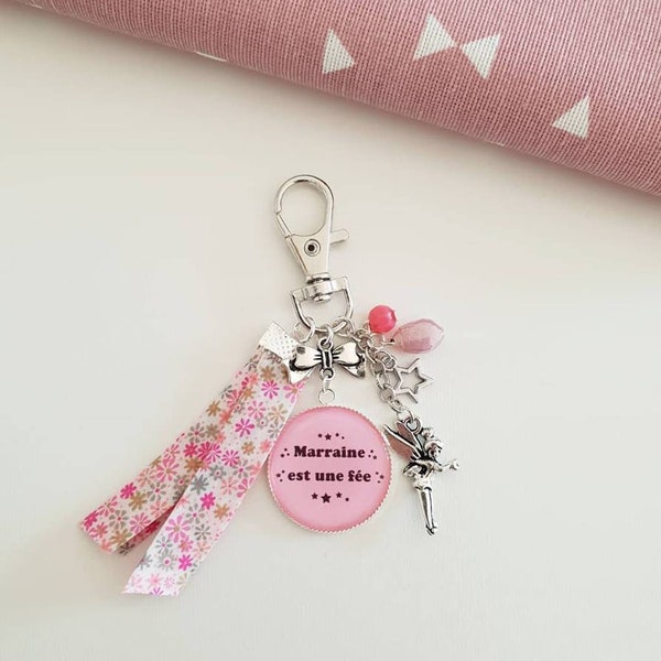 Cadeau marraine - Porte-clés "Marraine est une fée" texte et colori personnalisable