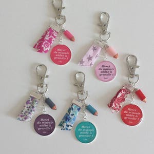 Nursery gift - nanny gift - teacher gift - Personalized key ring "Thank you for helping me grow! child's first name"
