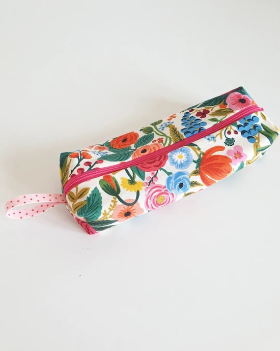 Pencil case online india hotsell